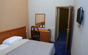 Фото номера Семейный номер Отель Araks Hotel Complex г. Гюмри 4